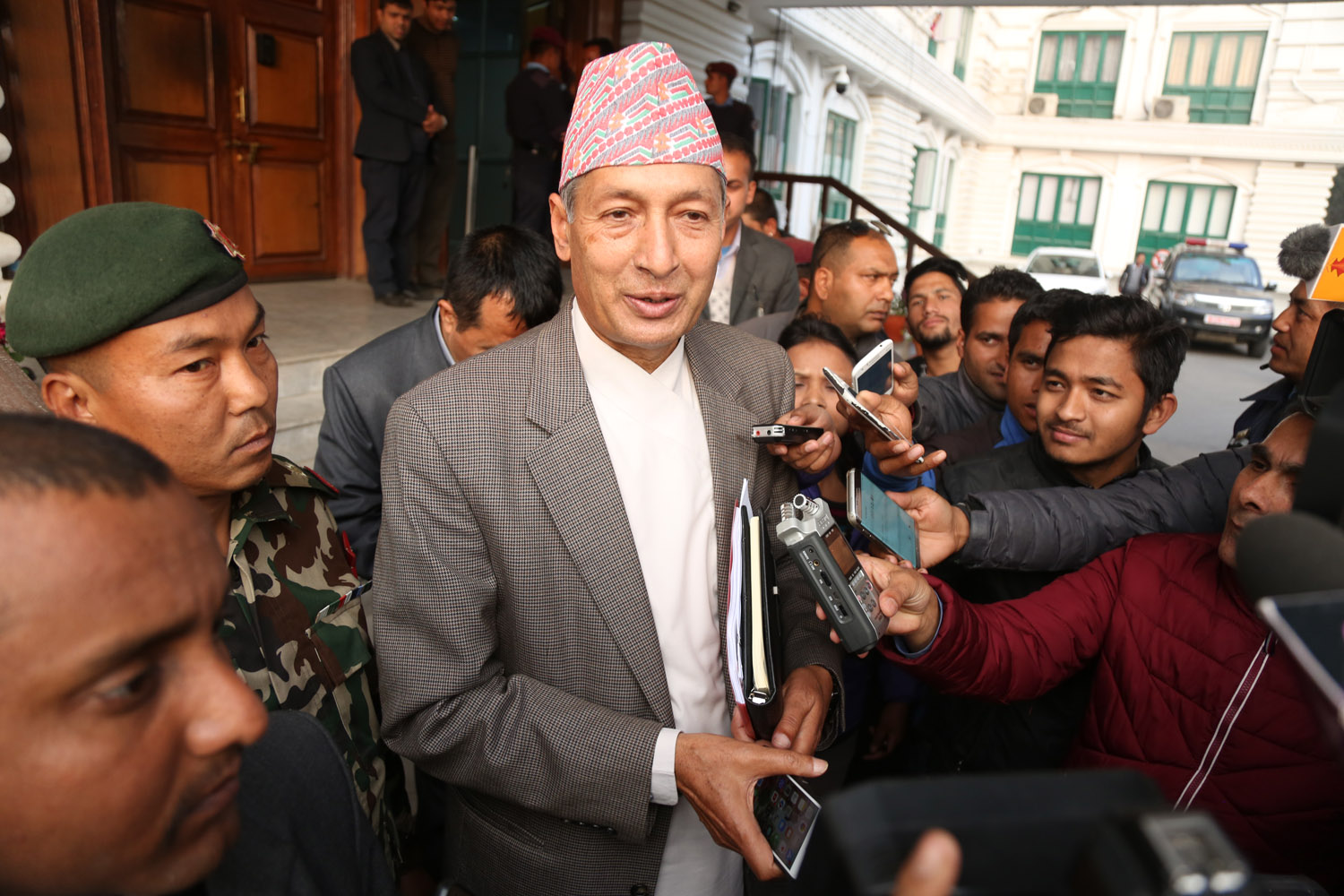 सरकारको स्वेतपत्र भन्छ : सरकारी ढुकटी रित्तो