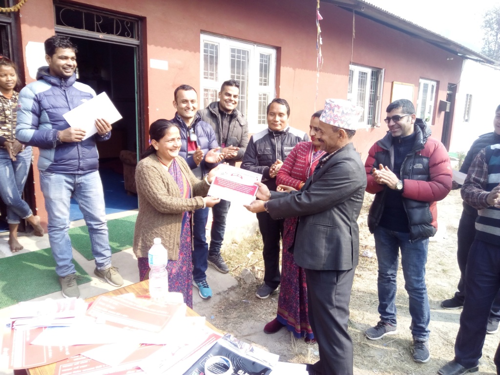 महादेववेशीमा गरे १ सय १२ जनाले रक्तदान ।