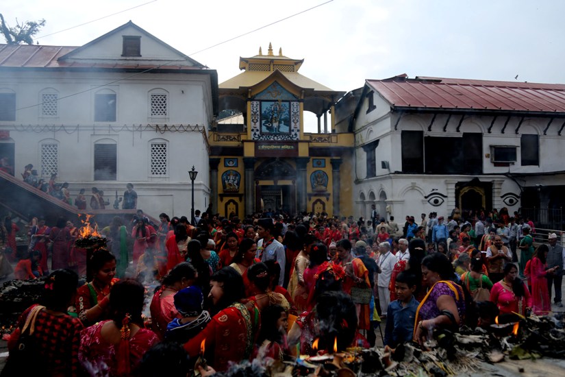देशभर आज हरितालिका तिज नाचगान र पूजा उपासना गरेर मनाईंदै