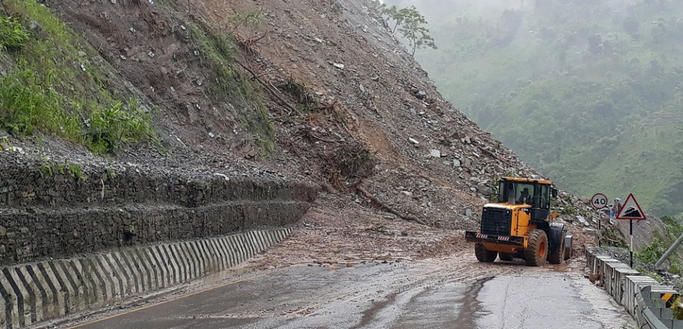 देशभरका कुन सडक खुल्ला, कुन सडक अवरूद्द ? (विवरण सहित)