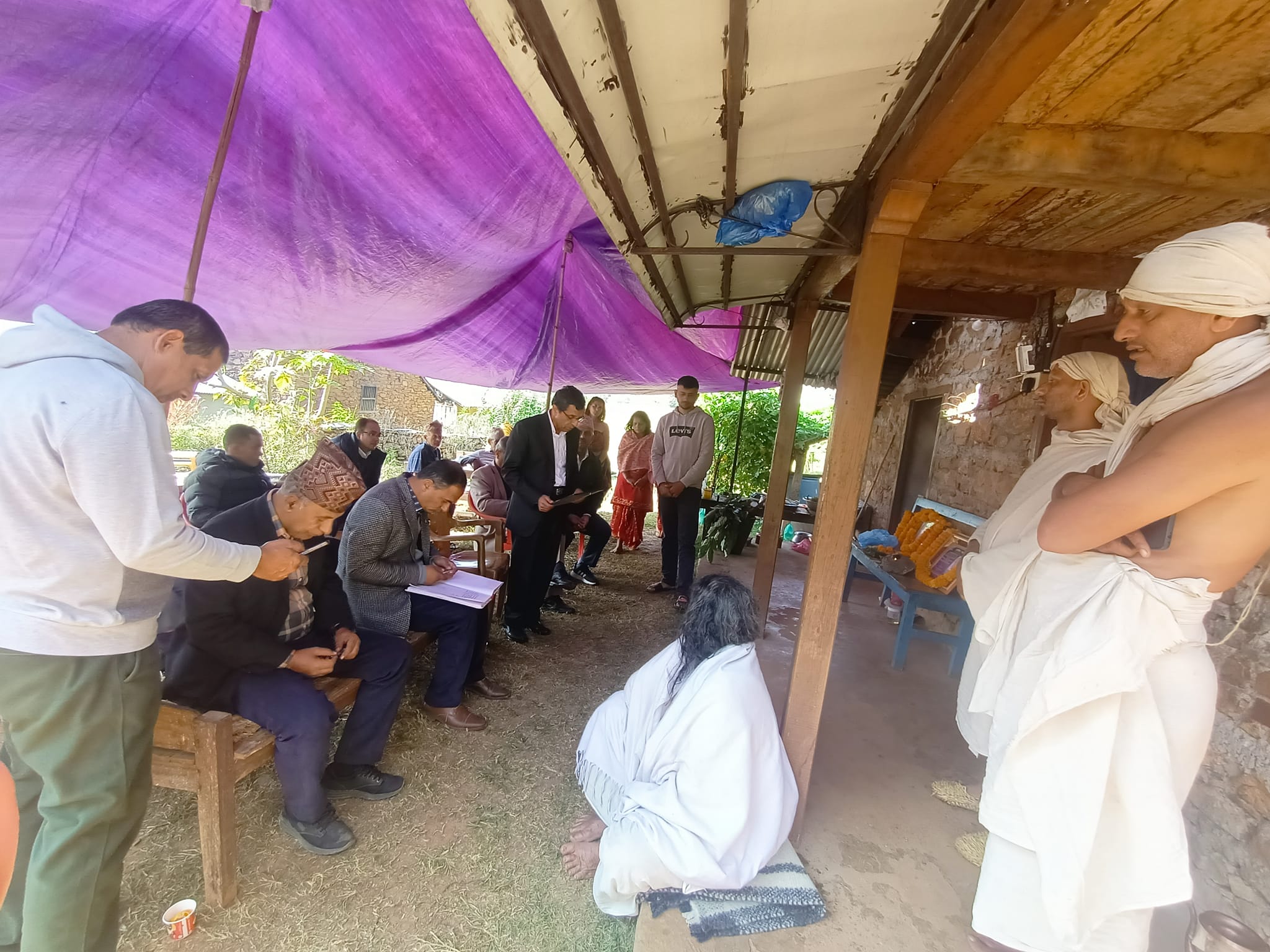 थपलियालाई एमाले अध्यक्ष ओलीको समवेदना पत्र